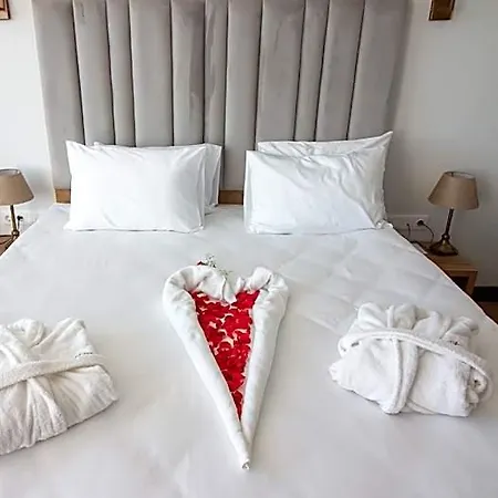 Life Hotel 4*